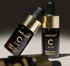 Medicube Deep Vita C Ampoule 2.0 rozjaśniająco-ujędrniające ampułki do twarzy z witaminą C 3 x 10 g