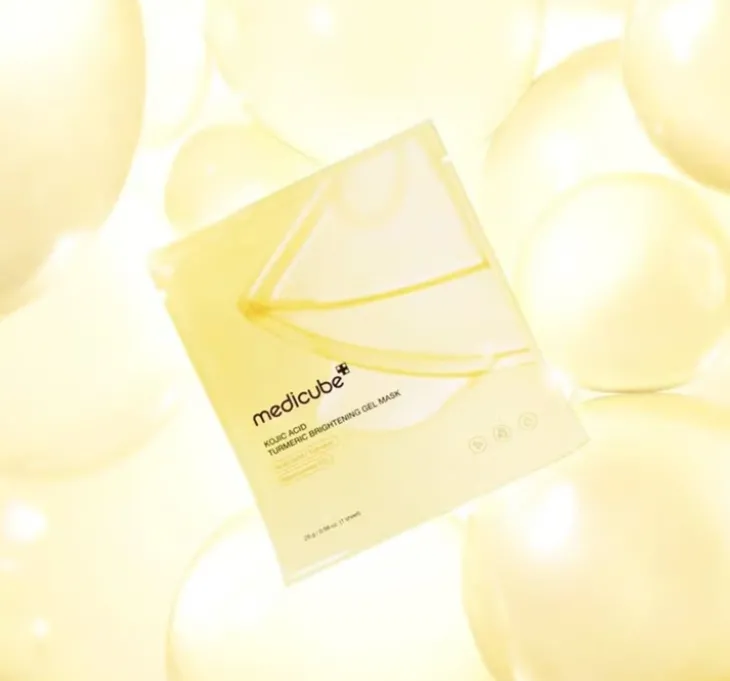 Medicube Kojic Acid Turmeric Brightening Gel Mask rozjaśniająca maska do twarzy 28 g