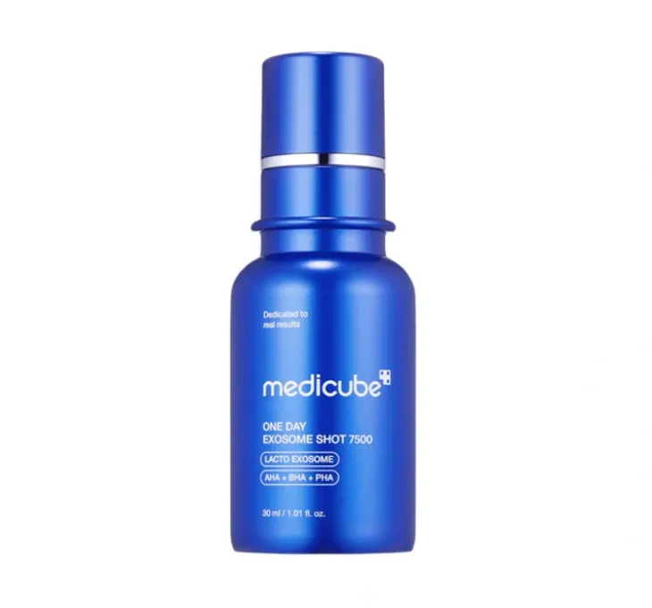 Medicube One Day Exosome Shot Pore Ampoule 7500 reitalizujące serum do twarzy z mikroigłami 30 ml