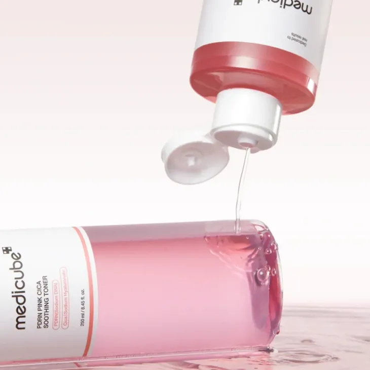 Medicube PDRN Pink CICA kojący tonik do twarzy 250 ml