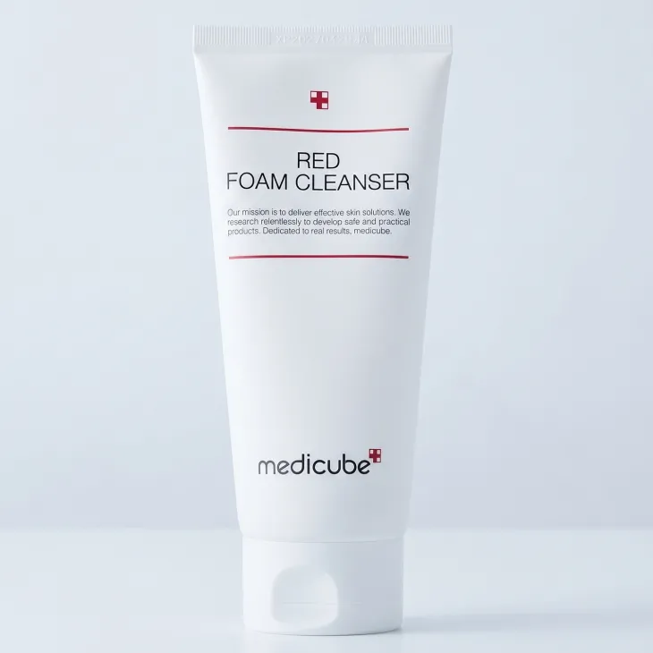 Medicube Red Foam Cleanser oczyszczająca pianka do mycia twarzy 120 ml
