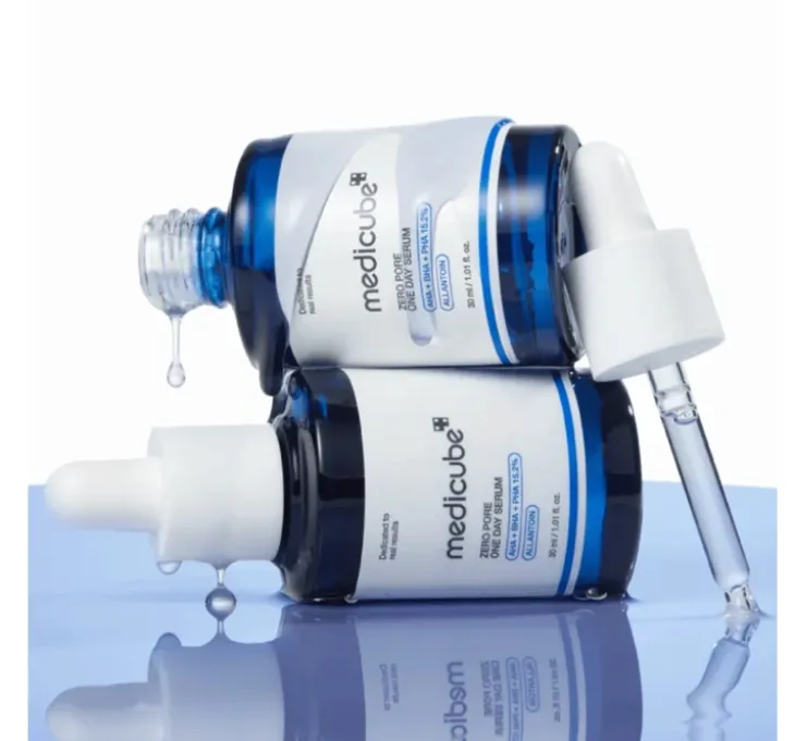 Medicube Zero Pore One Day Serum minimalizujące widoczność porów serum do twarzy do skóry tłustej mieszanej i problematycznej 30 ml