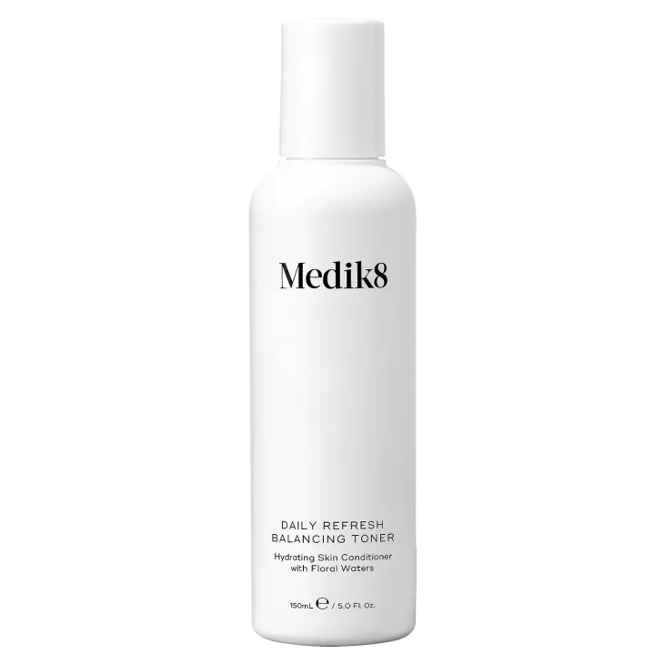 Medik8 Daily Refresh Balancing Toner nawilżający tonik balansujący z wodami kwiatowymi 150 ml