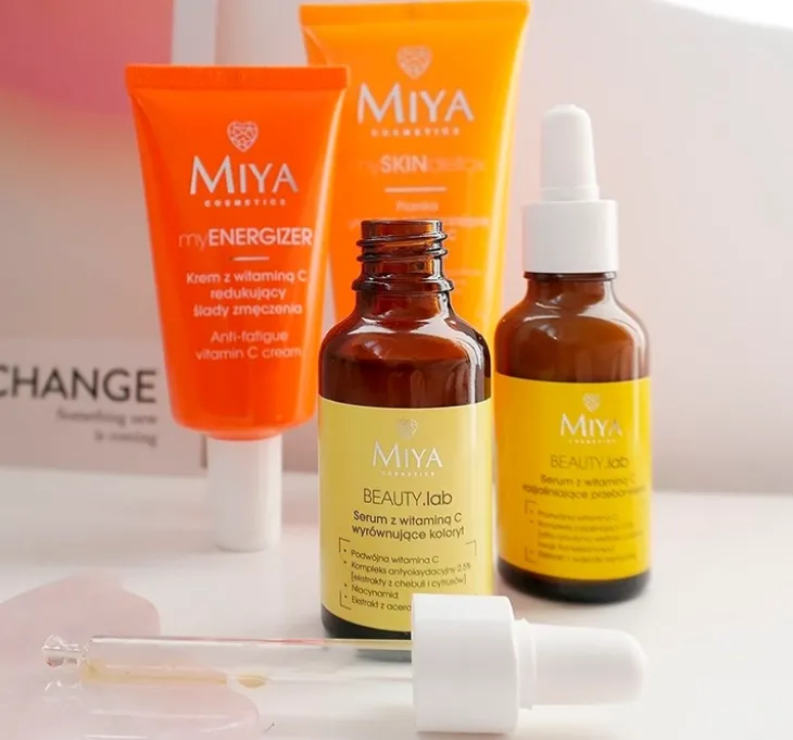 Miya Cosmetics MyEnergizer krem z witaminą C redukujący ślady zmęczenia 40ml