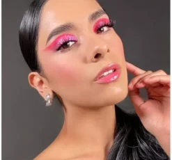 Moira Diamond Daze błyszczący cień do powiek w płynie 10 Stardom 3ml