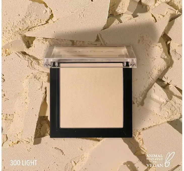 Moira Lavish puder prasowany do utrwalania makijażu 300 Light 6,5g