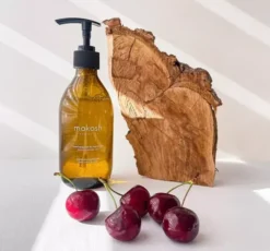 Mokosh nawilżający żel do mycia ciała Czereśnia z Bursztynem 300ml