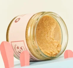 Mydlarnia Cztery Szpaki cukrowy peeling do ciała Róża i Baobab 250ml