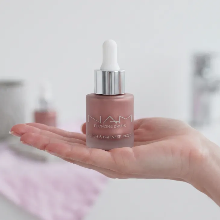 NAM Blonzing Drops rozświetlający bronzer-róż w płynie 02 15 ml