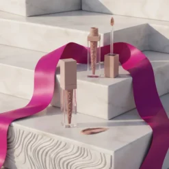NAM Latex Lipgloss błyszczyk do ust z lustrzanym wykończeniem 12 Nougat Bliss 3,5 ml