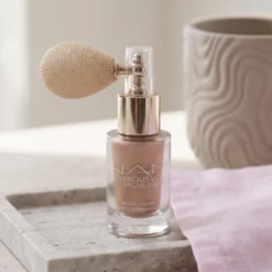 NAM Luminous Veil Dust Highlighter sypki rozświetlacz do twarzy i ciała 2,5 g
