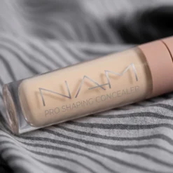 NAM Pro Shaping Concealer nawilżający korektor do twarzy 07 Natural Nude 6 ml