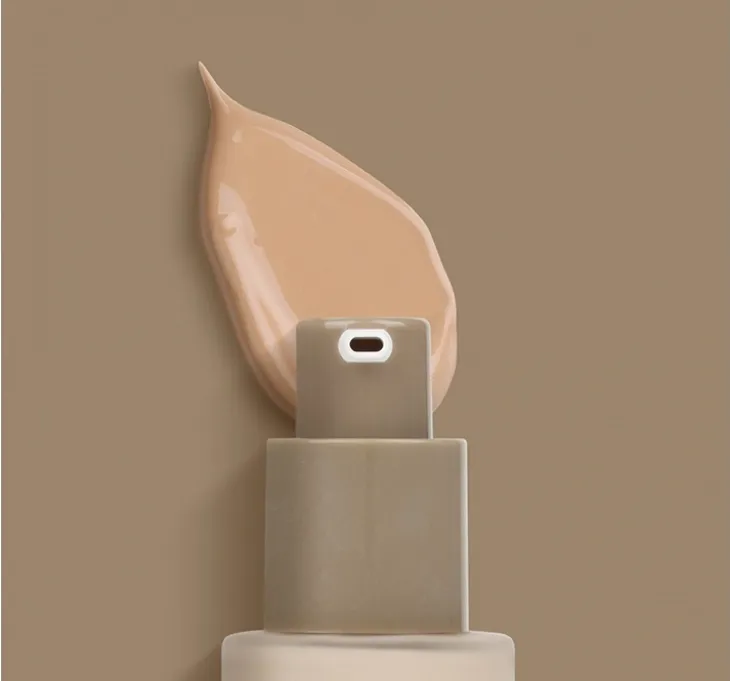 NAM Real Skin Foundation pielęgnacyjny podkład 04W Sand 30 ml
