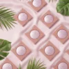 NAM Shimmer Blusher rozświetlający róż do policzków 04 Icy Lavender 4 g