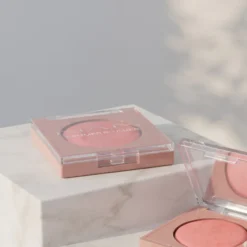 NAM Shimmer Blusher rozświetlający róż do policzków 03 Pink Sunset 4 g