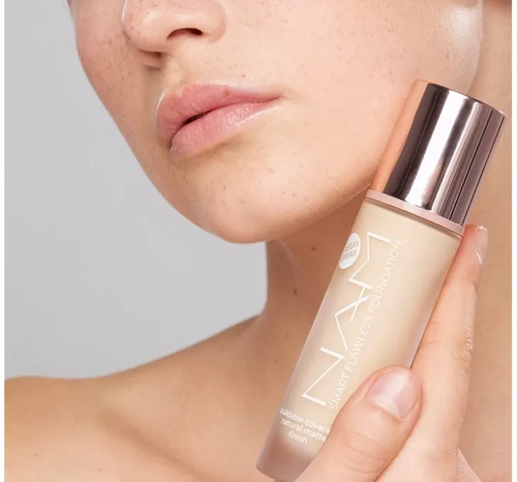 NAM Smart Flawless Foundation kryjący podkład do twarzy 02N Naked 30 ml