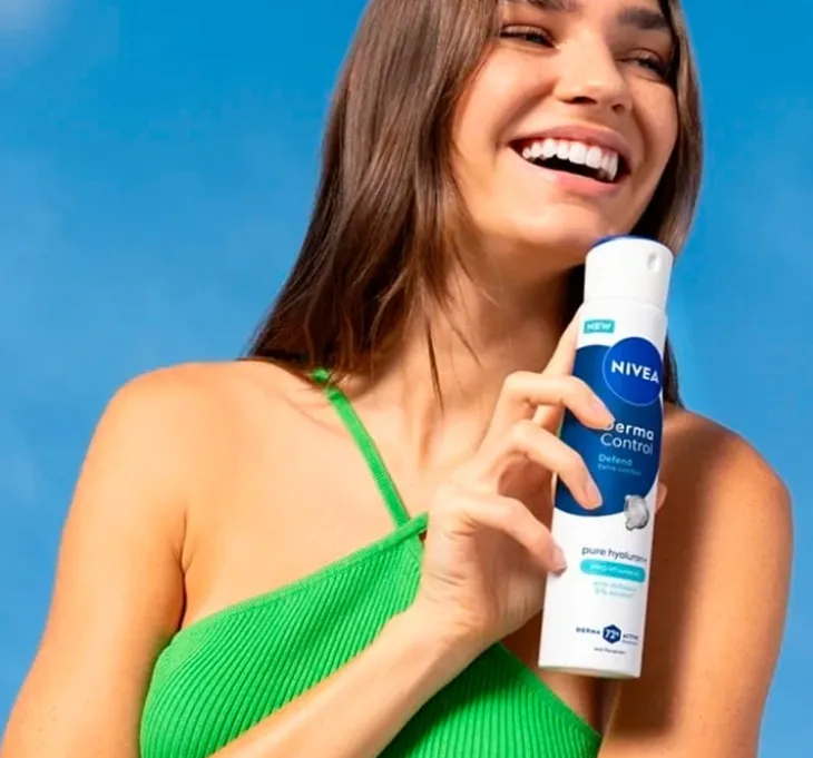 NIVEA Derma Control antyperspirant w sprayu dla kobiet Defend 250 ml