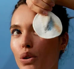 NIVEA dwufazowy rozświetlający płyn micelarny do twarzy z 5% serum 400 ml