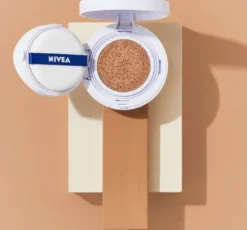 NIVEA Hyaluron Cellular Filler podkład w kompakcie SPF15 02 Mittel 15 g
