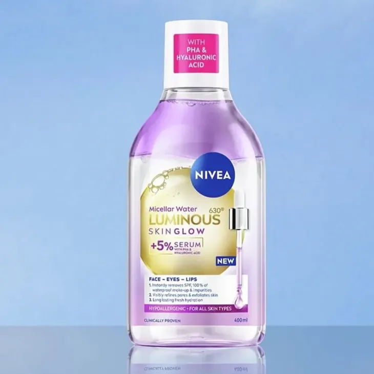 NIVEA Luminous630 Skin Glow płyn micelarny z 5% serum PHA i kwasem hialuronowym 400 ml