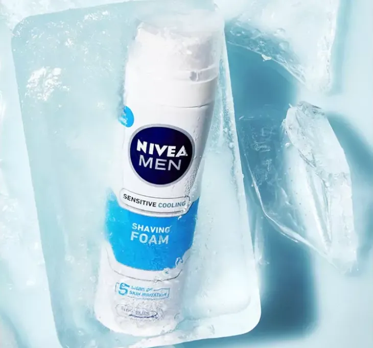 NIVEA MEN Sensitive Cool chłodząca pianka do golenia dla mężczyzn 200 ml