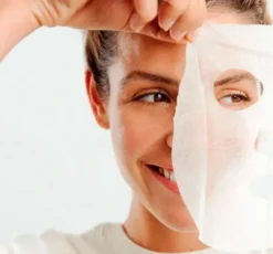 NIVEA Q10 Power maska w płachcie z serum przeciwzmarszczkowym 1 sztuka