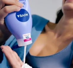 NIVEA Smooth Sensation wygładzające mleczko do ciała do skóry suchej 400 ml