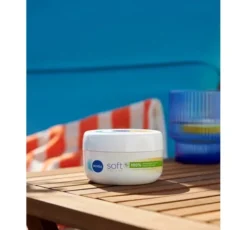 NIVEA Soft Daily UV SPF15 intensywnie nawilżający krem do twarzy 200 ml