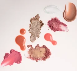Paese Glowerous kremowy róż do policzków Milk Rose 12 g