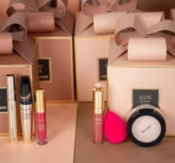 Pierre Rene Chic Girl zestaw z kosmetykami do makijażu tusz Super Curly Mascara 15 ml + balsam do rzęs Lash Nectar Balm 12 ml + pomadka Cover Matte Liquid 01 5 ml