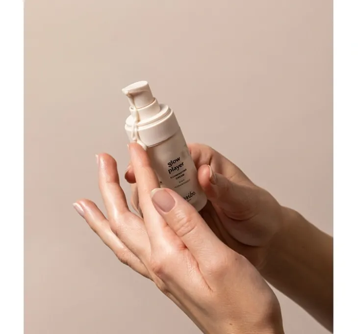 Resibo Glow Player rozświetlający krem do twarzy 30ml