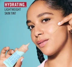 Rimmel Kind & Free Glow It Up lekki podkład nawilżający 082 Golden Ivory 30ml