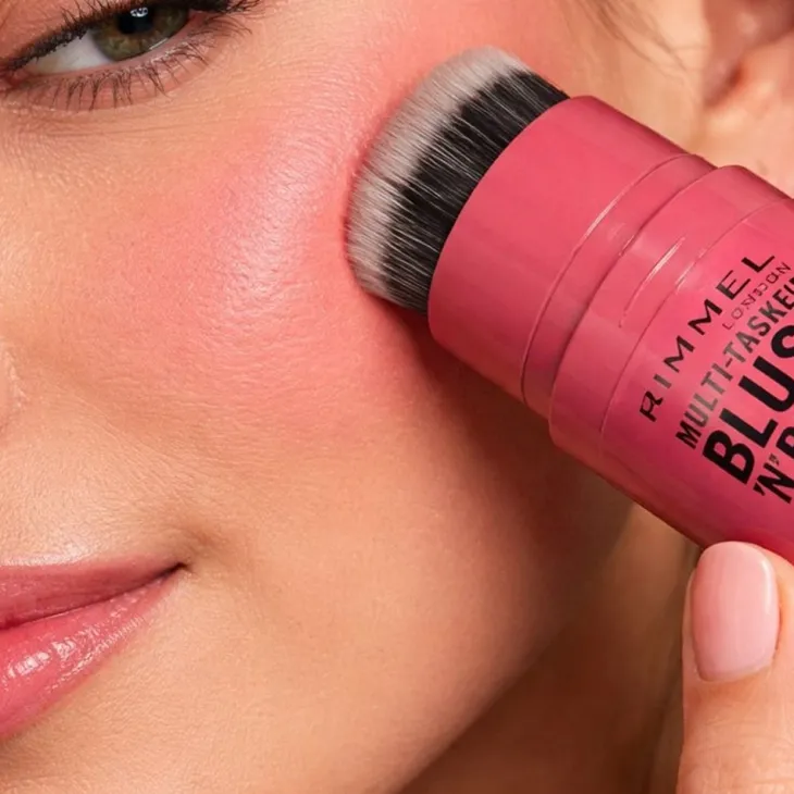 Rimmel Multi Tasker Blush 'N' Brush kremowy róż w sztyfcie 150 Cherry On Point 8 g