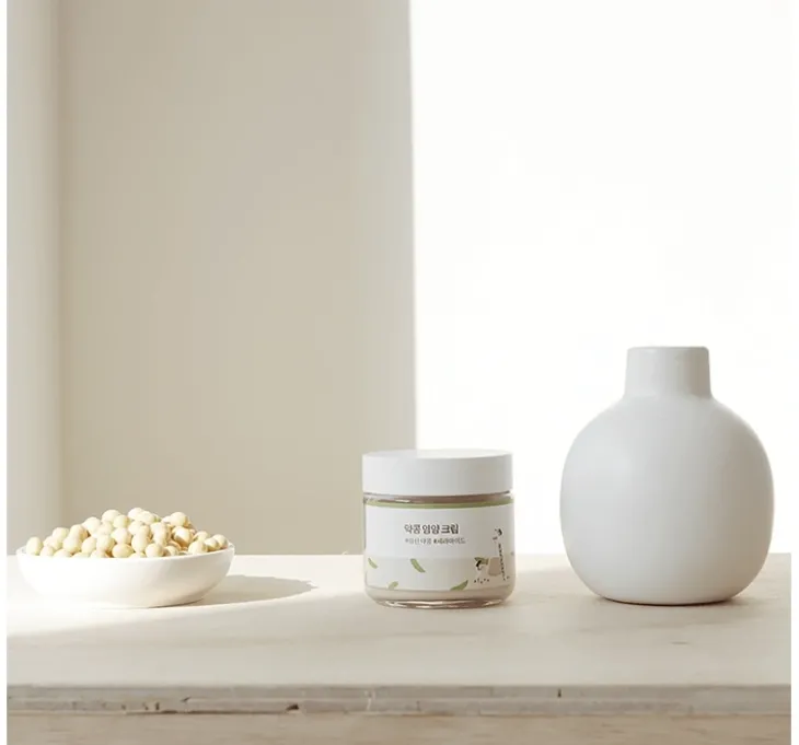 Round LAB Soybean Nourishing Cream regenerująco-odżywczy krem do twarzy z wyciągiem z czarnej soi i ceramidami 80 ml