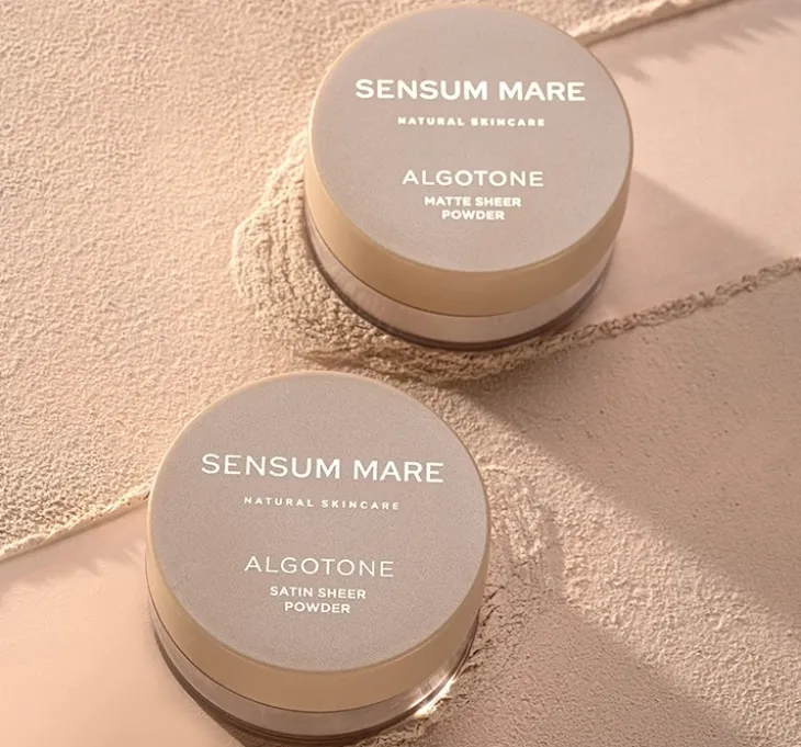 Sensum Mare Algotone Satin transparentny sypki puder o satynowym wykończeniu 10 g
