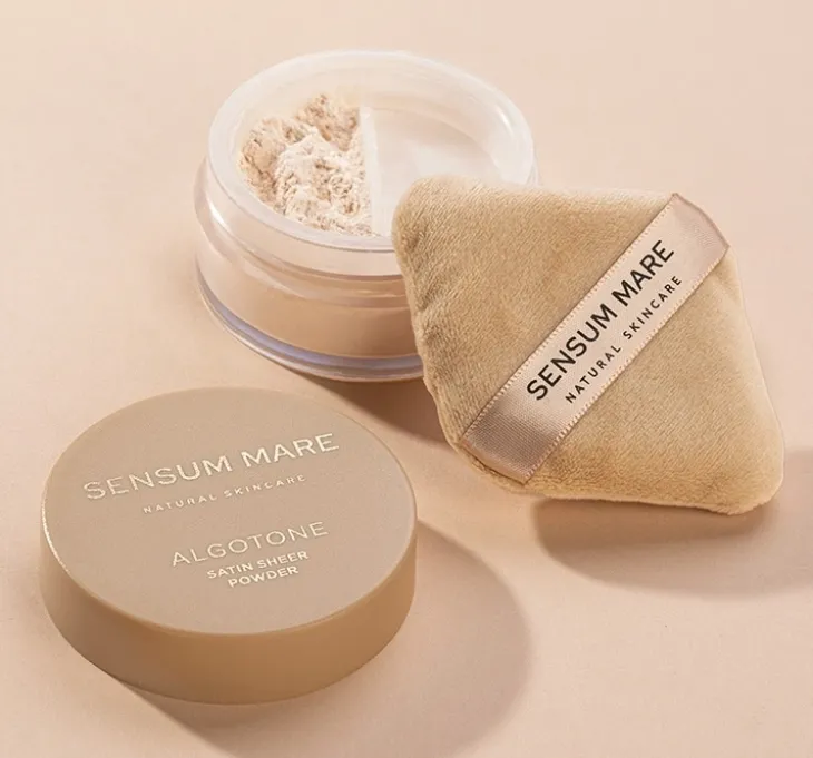 Sensum Mare Algotone Satin transparentny sypki puder o satynowym wykończeniu 10 g
