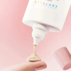 SKIN1004 Centella Poremizing Velvet Finish Sunscreen SPF50+ PA++++ krem z filtrem do twarzy 50 ml