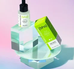 Skincyclopedia serum do twarzy z 2% kwasem salicylowym i olejkiem z drzewa herbacianego 30ml