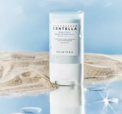 Skin1004 Madagascar Centella Hyalu-Cica Sunsational Kit zestaw kosmetyków do twarzy i ciała sztyft ochronny 20 g + krem przeciwsłoneczny 2 x 15 ml