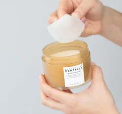 Skin1004 Madagascar Centella odświeżające płatki z ekstraktem z wąkroty azjatyckiej 70 sztuk