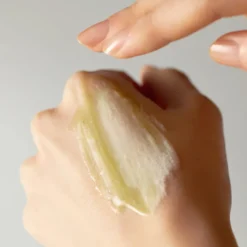 Some By Mi Bye Bye Blackhead 30 Days Miracle Green Tea Tox Bubble Cleanser aktywna pianka oczyszczająca przeciw zaskórnikom 120 g