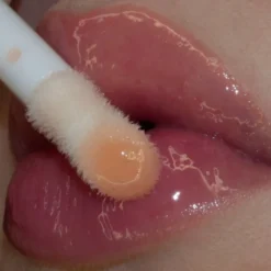 Stars From The Stars Blanket Lip Oil olejek do ust 01 Cozy Nude 8 g
