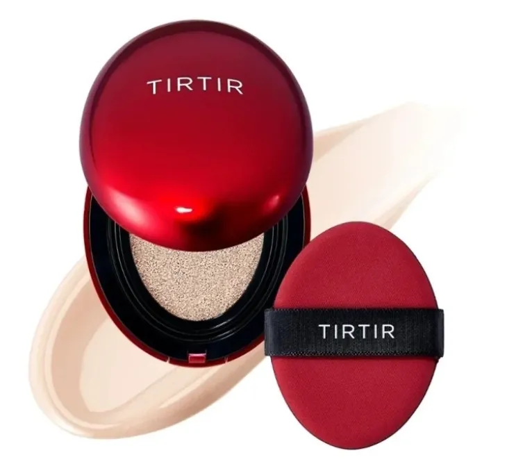 TIRTIR Mask Fit Red Cushion SPF 40 PA++ długotrwały podkład do twarzy w kompakcie 15C Fair Porcelain 18g