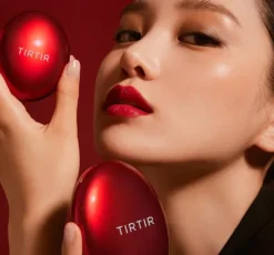 TIRTIR Mask Fit Red Cushion SPF 40 PA++ długotrwały podkład do twarzy w kompakcie 17C Porcelain 18g