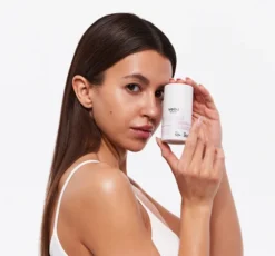 Veoli Botanica But First Sunscreen lekki krem ochronny przeciw fotostarzeniu SPF 50+ 50 ml