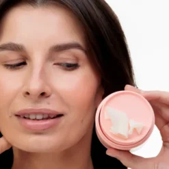 Veoli Botanica Melt With Calmness emulgujące masełko kojące do zmywania makijażu i SPF do skóry szczególnie wrażliwej 40 g