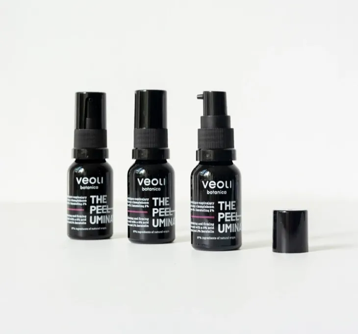 Veoli Botanica The Peeluminator rozświetlająco-napinający peeling pod oczy 15 ml