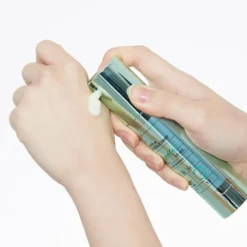 VT Cosmetics Reti-A Reedle Shot 100 serum do twarzy z mikroigłami i retinolem 50 ml
