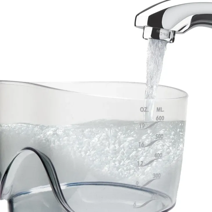 Waterpik Ultra Plus stacjonarny irygator do zębów + 6 końcówek WF-150 Biały