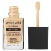 Wet n Wild Photo Focus matowy podkład do twarzy Soft Beige 30 ml
